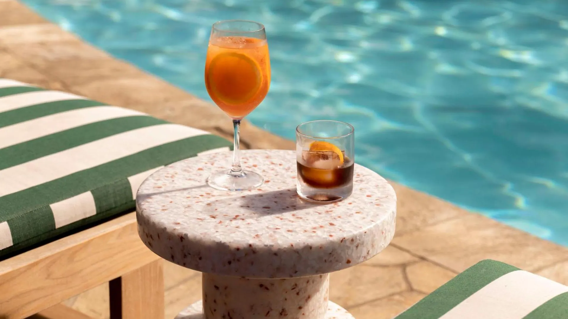 Wayfinder Waikiki - Voted Top 10 Best Hotels In Hawaii! Гонолулу