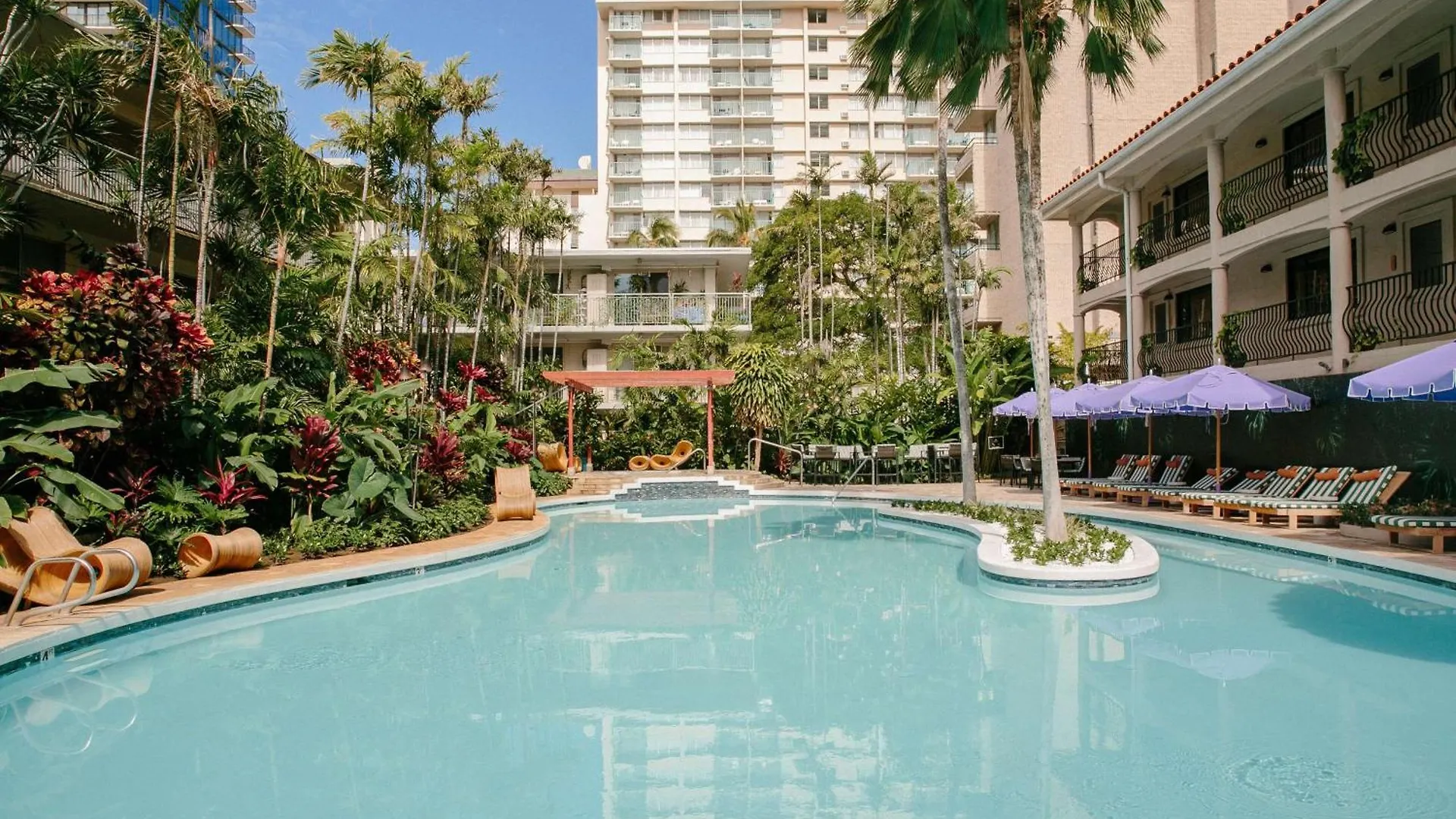 Wayfinder Waikiki - Voted Top 10 Best Hotels In Hawaii! Honolulu